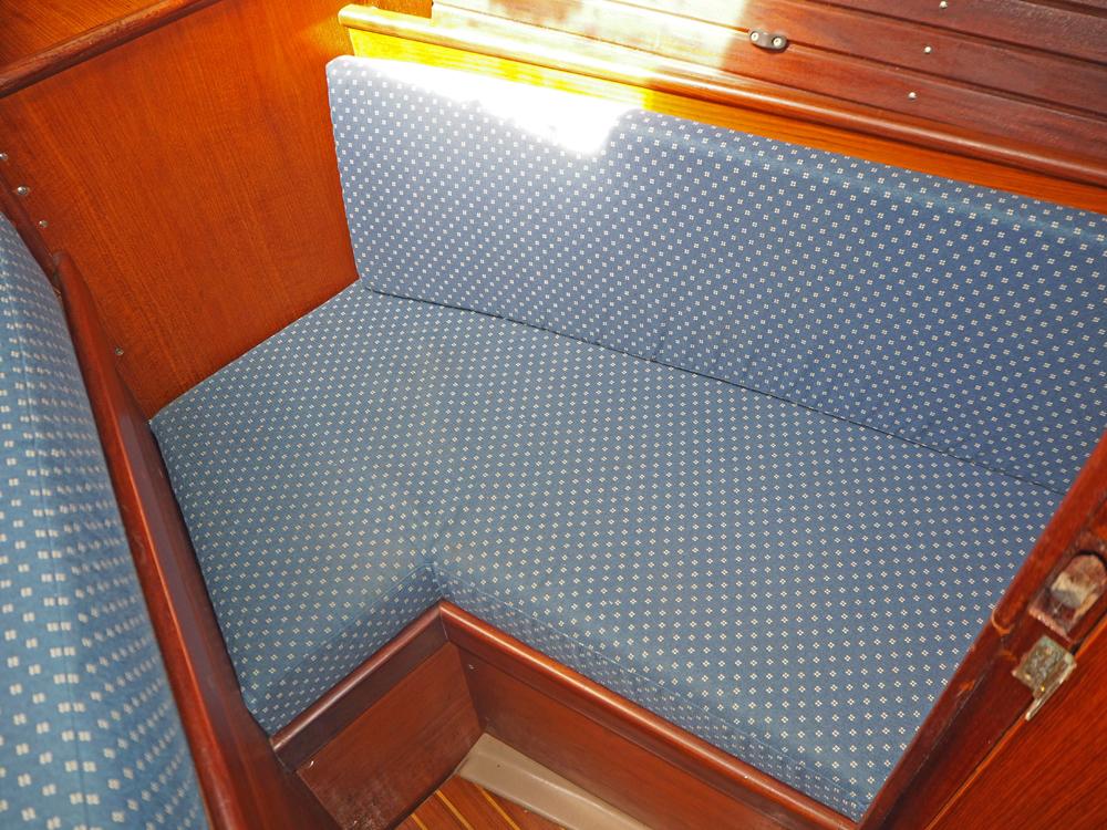 Cabin en avant, H&eacute;bergements